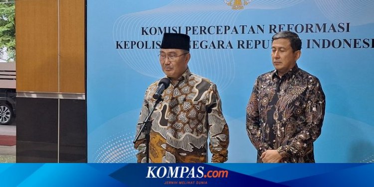 Jimly Sebut Penempatan Polisi di Kementerian Seharusnya Diatur di PP, Bukan Perpol