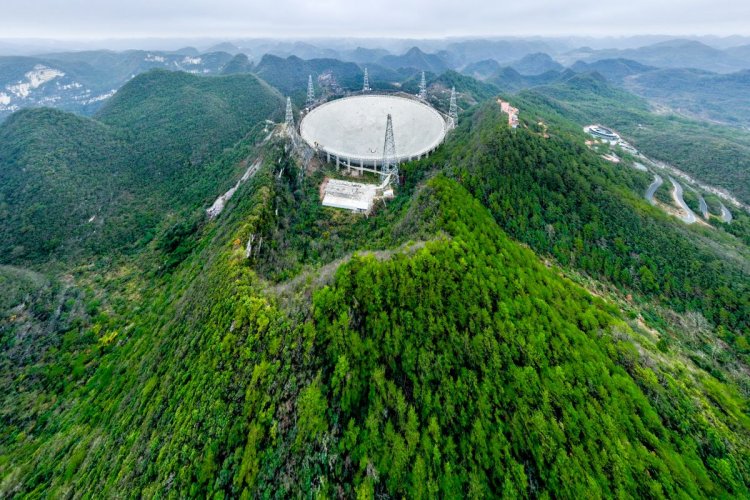 Teknologi jaringan terbaru China wujudkan transmisi data yang efisien