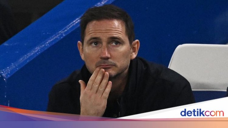Lampard Provokasi Fans, Picu Keributan Pemain di Lapangan