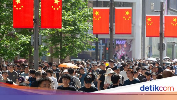 Jutaan Milenial China Kini Bersaing Jadi PNS