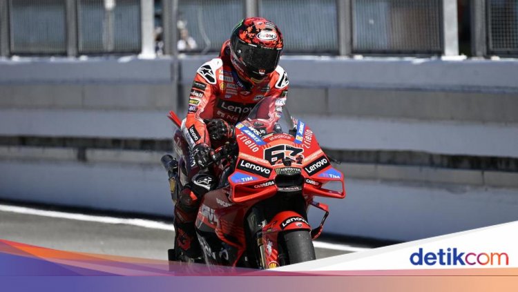 Bagnaia Dituding Remehkan Marc Marquez, Rossi Disebut-sebut