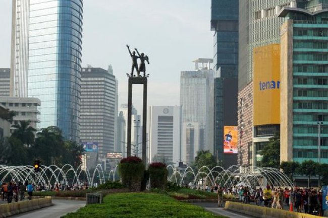 Ekonomi RI Ditarget Tumbuh 6% di 2026, Ekonom Ingatkan Ada Bahaya Ini