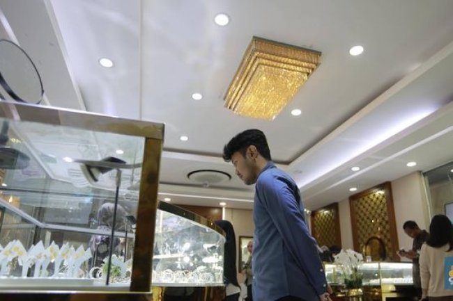 Melonjak Semua! Harga Emas Galeri 24, UBS, Antam- Antam Retro Hari Ini