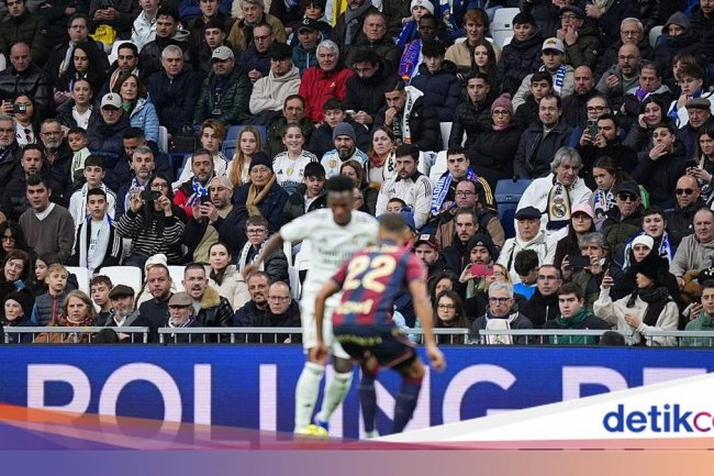 Real Madrid Dicemooh Suporter Sendiri di Santiago Bernabeu