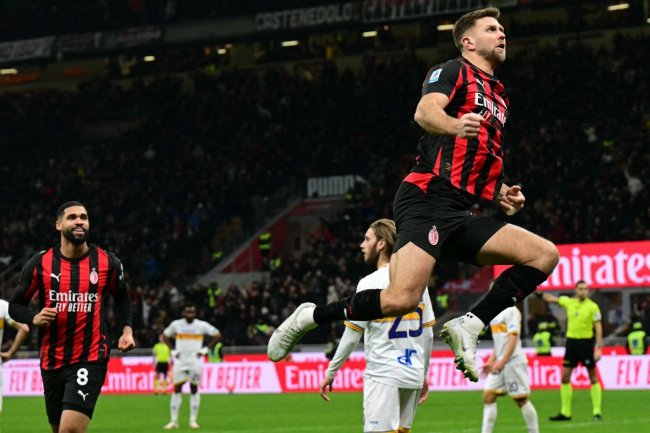 Gol Perdana Niclas Fullkrug Bikin AC Milan Jaga Jarak Dengan Inter