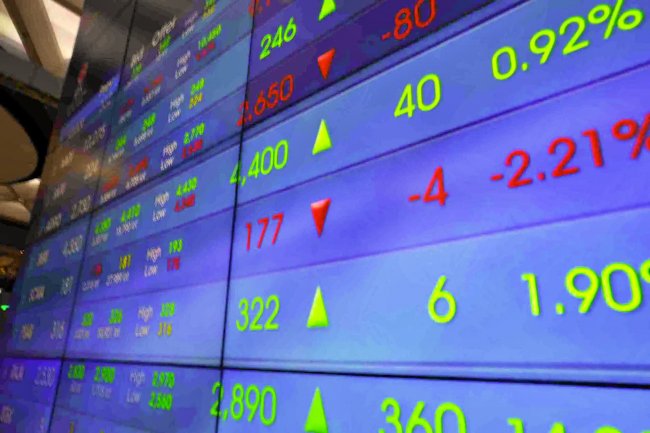 IHSG Melemah ke 9.087, Asing Net Sell Rp98 Miliar