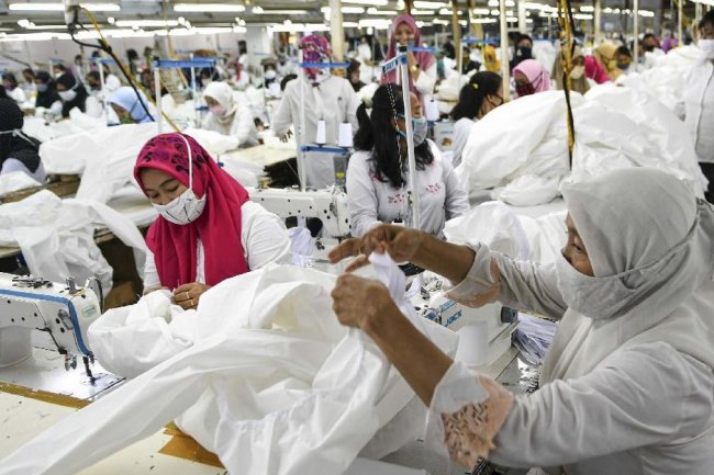 Wacana BUMN Tekstil Rp101 T: Keliru Diagnosa, Picu Kanibalisasi Swasta