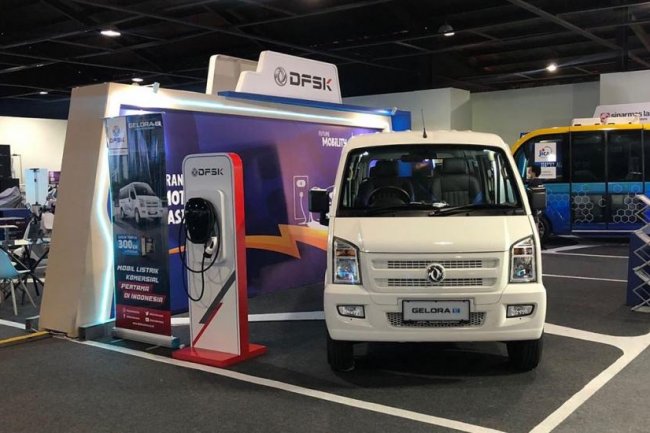 Mobil Listrik Gelora E Terbakar di Tol JORR, DFSK Sebut Bukan Masalah Baterai