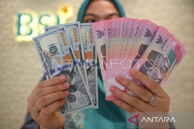 Kamis ini rupiah melemah menjadi Rp16.752 per dolar AS - ANTARA News Jawa Timur