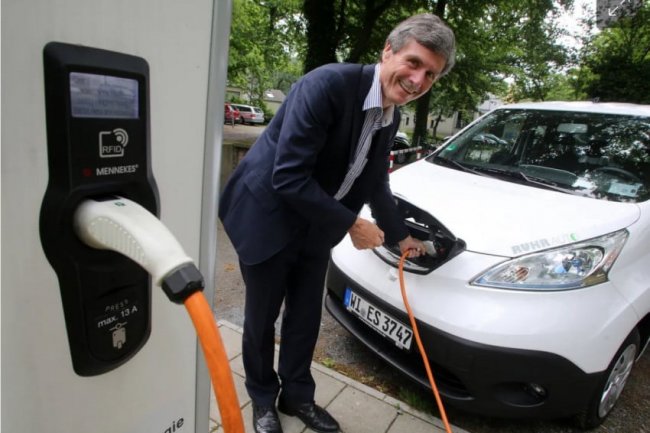 Soal Baterai, Ahli Otomotif Tegaskan Eropa Tertinggal 20 Tahun dari China