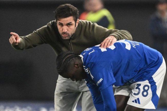 Lihat Gaya Main Como-nya Fabregas, Winger AC Milan Jadi Teringat Barcelona Tahun 2010