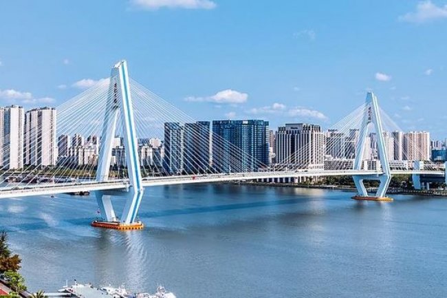 China Mendadak Bangun 'Hong Kong' Baru di Dekat RI Bernilai Rp1.760 T