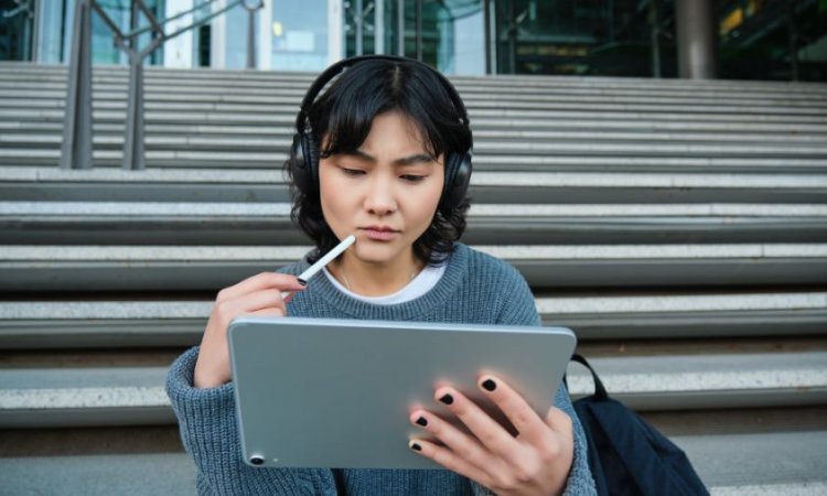 Kenapa Anak Muda Pilih IT? Jawabannya Ada di Teknologi Informasi UBSI