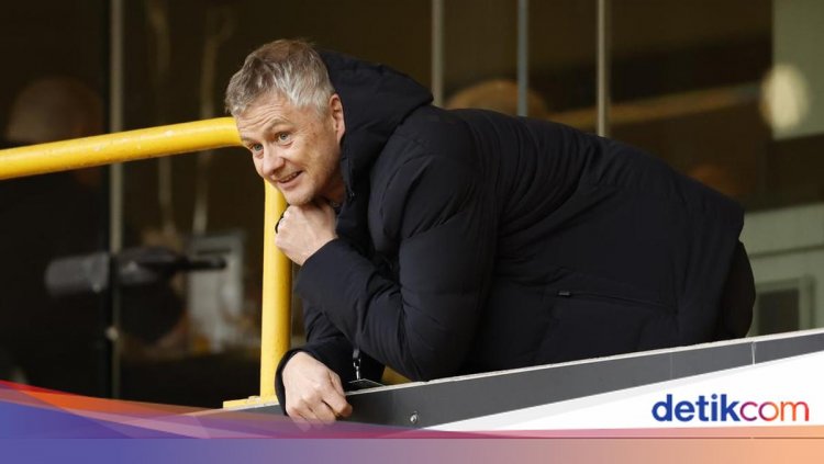 Shearer: Solskjaer Jadi Manajer MU Lagi? Aneh Sih