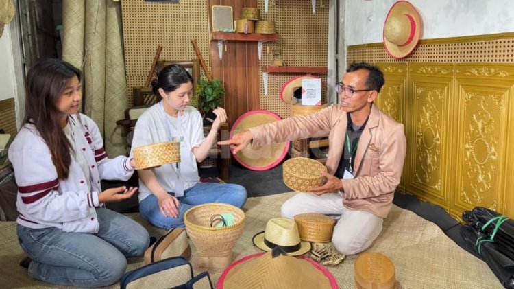 LSPR Bawa Anyaman Bambu Buniayu Tangerang Go Internasional