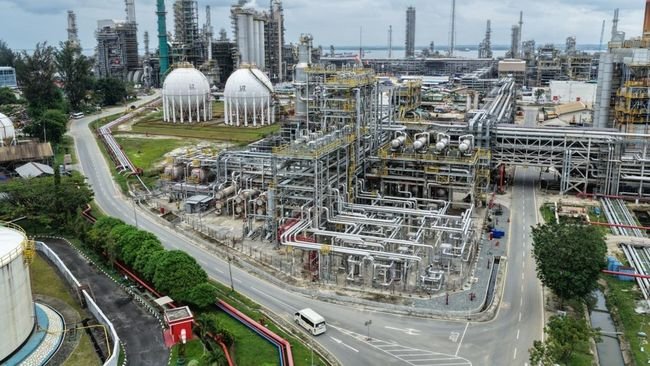 Selain Solar & Bensin, RI Target Setop Impor Avtur di 2027