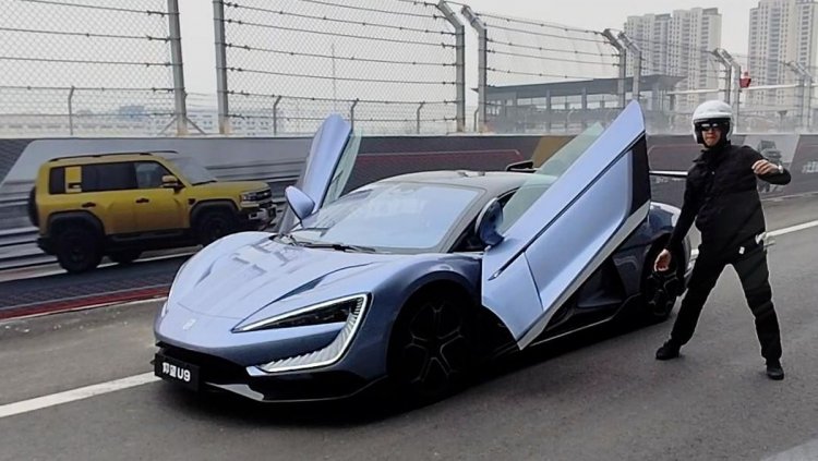 Jajal Kecanggihan Mobil-mobil BYD di Zhengzhou China