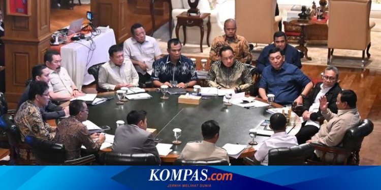 Prabowo Panggil Purbaya hingga Bahlil ke Hambalang, Bahas Apa?