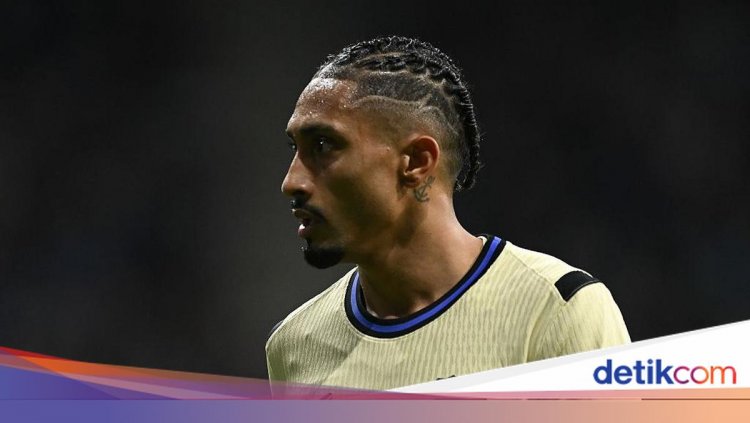 Raphinha Akui Kesal Finis ke-5 di Ballon d'Or 2005: Aku Pantas Menang!