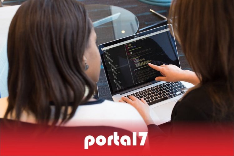 Teknologi: Pilar Utama Efisiensi dan Inovasi Masyarakat Indonesia