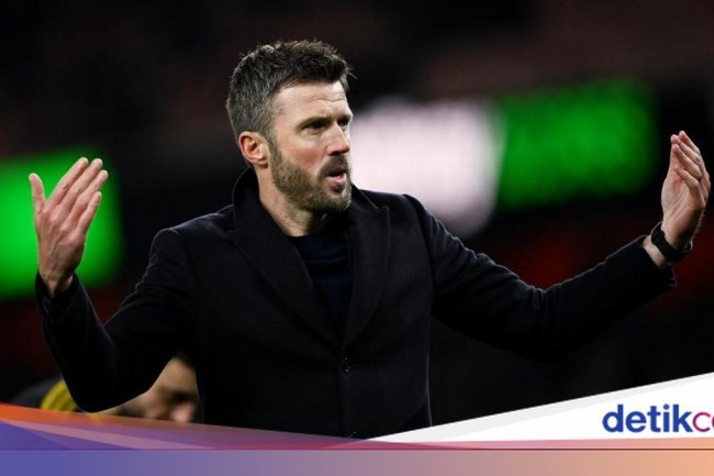 Carrick Ingatkan MU untuk Tetap Injak Bumi