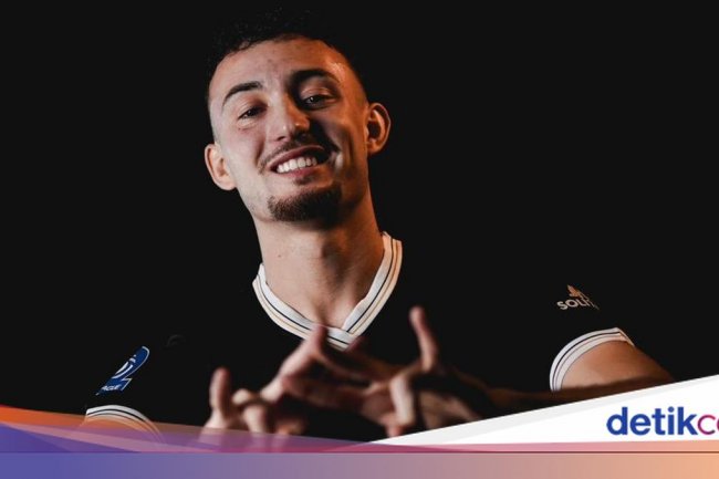 Resmi! Ivar Jenner Gabung Dewa United