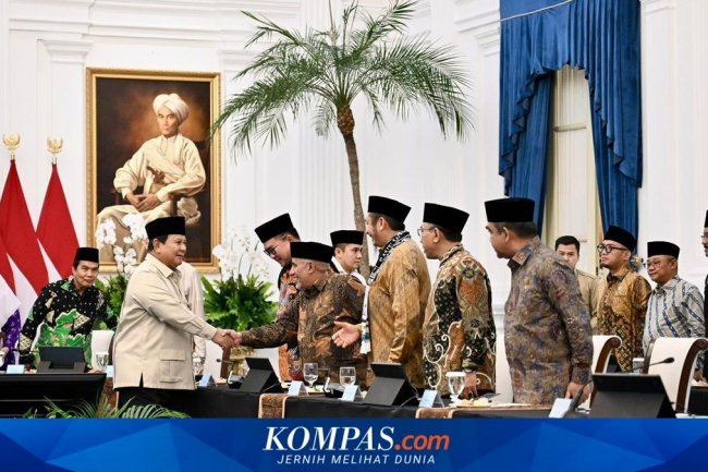 Diplomasi Perdamaian dan Sensitivitas Publik