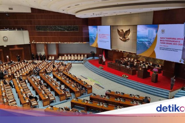 DPR Gelar Paripurna Hari Ini, 292 Anggota Hadir Langsung