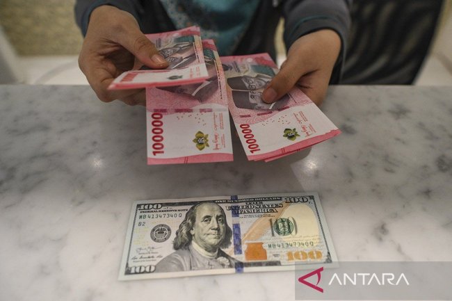 Rupiah menguat seiring investor tunggu rilis data NFP AS - ANTARA News Jawa Timur