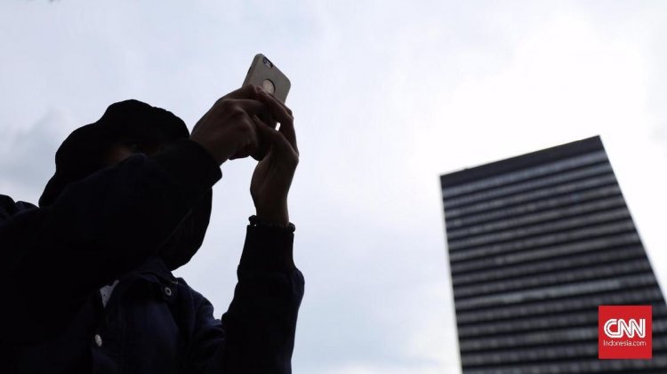 Hp Diprediksi Segera Punah, Teknologi Penggantinya Mulai Bermunculan