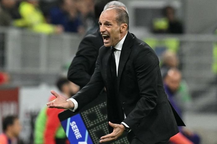 Jawaban Berkelas Allegri soal AC Milan Tertinggal 5 Poin dari Inter: Nikmati Saja