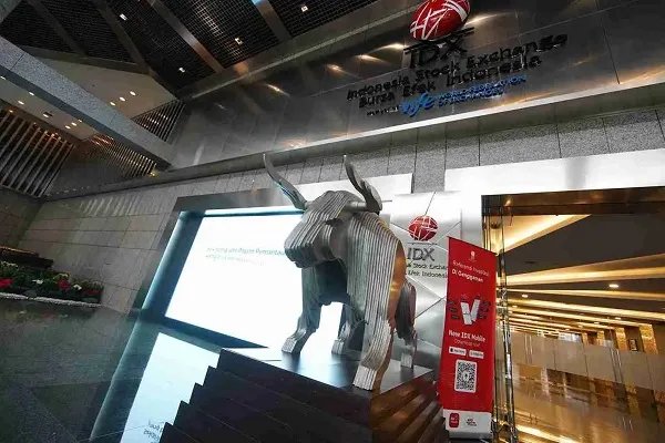 IHSG Berpotensi Koreksi Setelah Moody’s Turunkan Outlook Indonesia