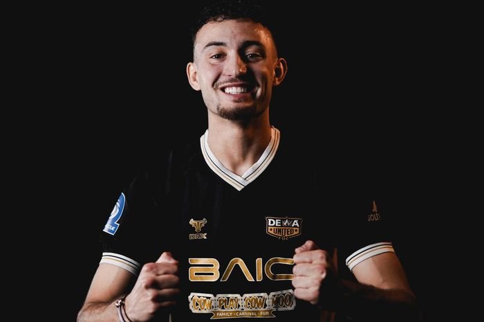 RESMI - Ivar Jenner Dikontrak Singkat Dewa United Lalu Balik Belanda Lagi, Banten Warriors Menangi Balapan atas Persija